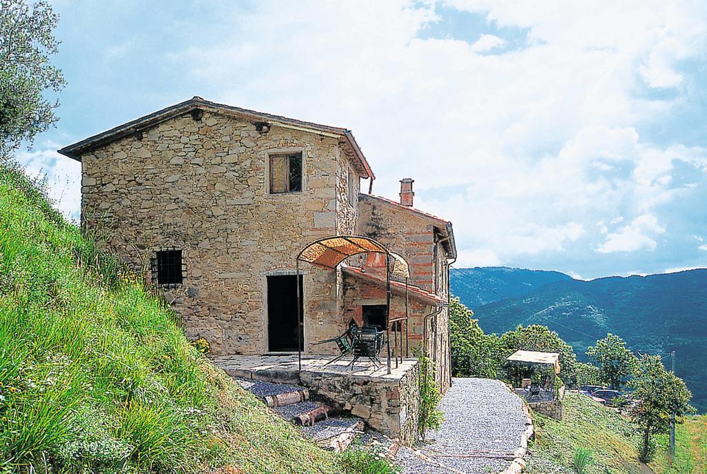Fattoria Di Pietrabuona Apartamento Pescia Exterior foto